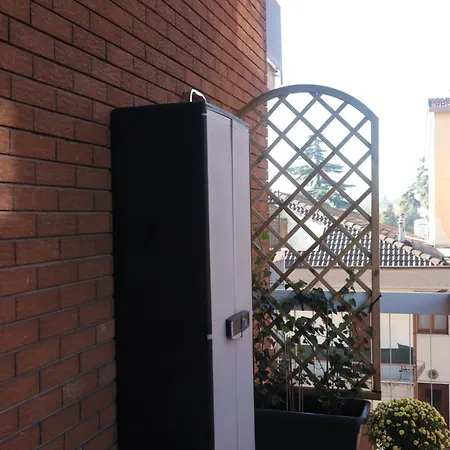 Lägenhet Il Petalo Giallo Verona
